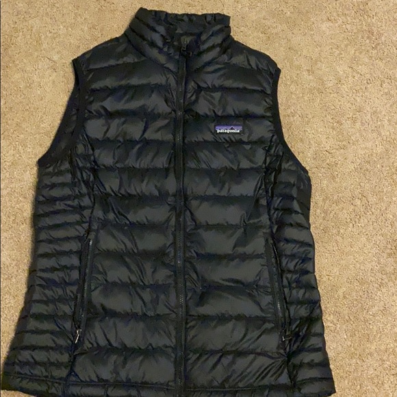 Patagonia Jackets & Blazers - Patagonia black puffy vest
